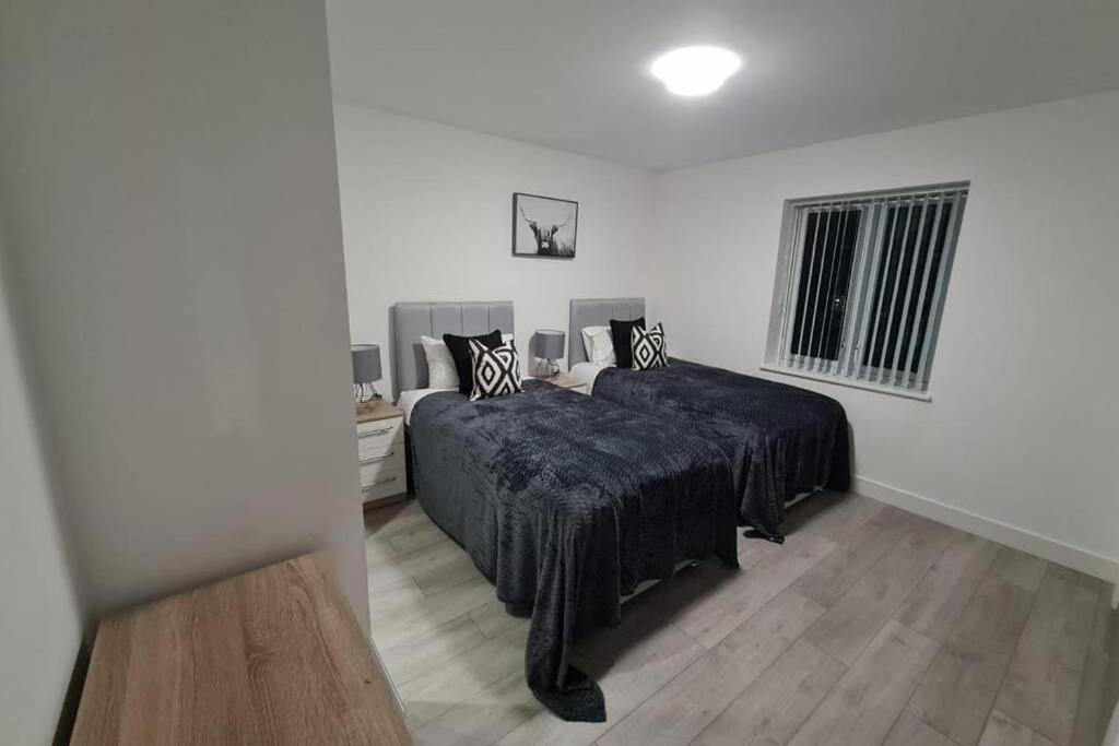 Entire Property Luton 2 Bedroom Apartment Home From Home Great Location Bagian luar foto